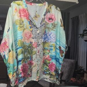 Johnny Was Multicolor Floral Silk Long Sleeve Blouse.